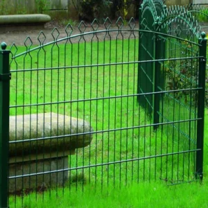 Metal Pyramid Mesh Fence